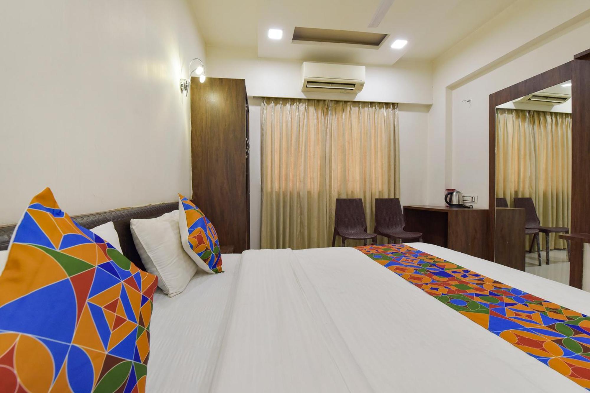 Fabhotel A1 Plaza อาเมดาบัด ภายนอก รูปภาพ
