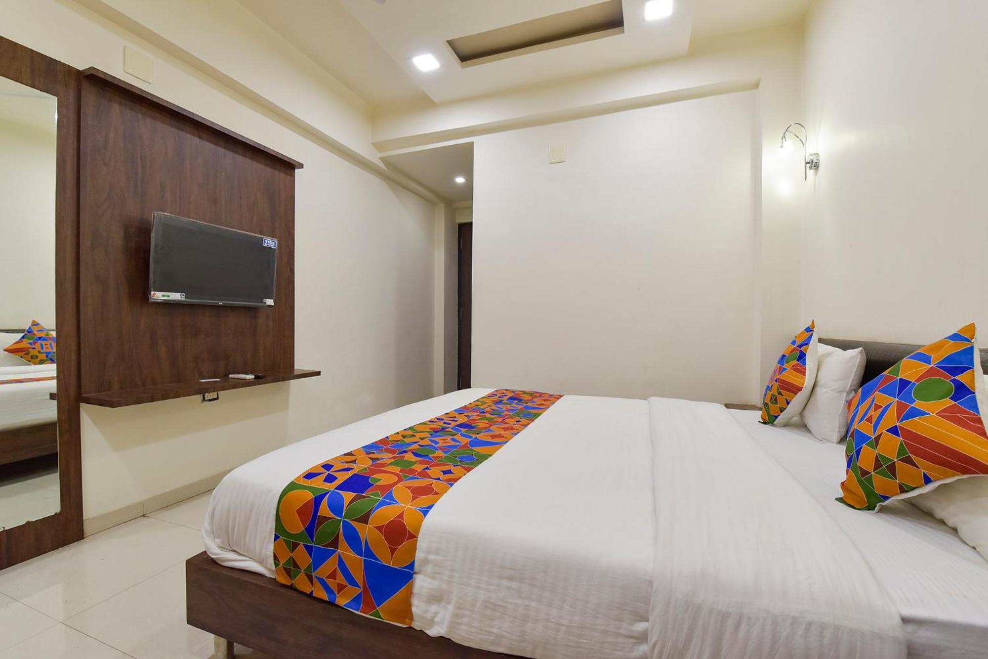 Fabhotel A1 Plaza อาเมดาบัด ภายนอก รูปภาพ